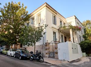 The building in which the holiday home is located