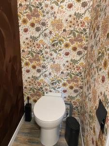 Koupelna v ubytování La chambre de Mathilde + 21 fotografií