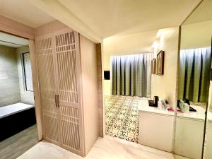 Koupelna v ubytování De Cozé Hotel