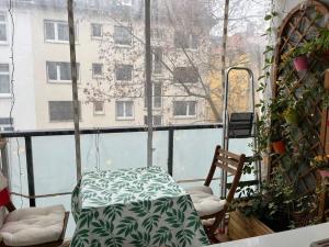 Μπαλκόνι ή βεράντα στο Full Flat in City Centre with Balcony