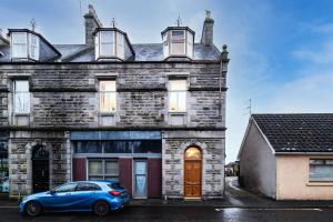 Το κτήριο όπου στεγάζεται  το διαμέρισμα