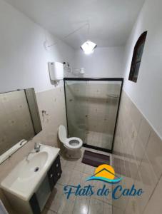 Ένα μπάνιο στο Flats do Cabo e Suítes +31 φωτογραφίες