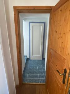 Fotografija v galeriji nastanitve Apartment mit Sauna im Wienerwald - Mödling v mestu Mödling