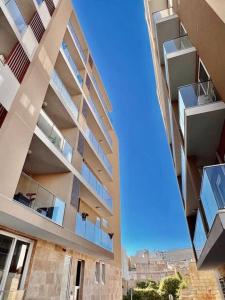 Το κτήριο όπου στεγάζεται  το διαμέρισμα