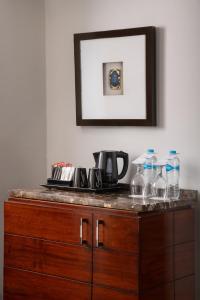 Steigenberger Pyramids Cairo的咖啡和沏茶工具