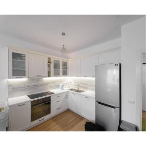 Kuchyň nebo kuchyňský kout v ubytování Spike Jonze Apartment + 31 fotografií