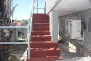Fotografija v galeriji nastanitve LADVILLE Apartment near Kingstown #2 v mestu Kingstown