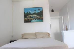 Katil atau katil-katil dalam bilik di LADVILLE Apartment near Kingstown #2