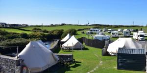 Landskap nær campingplassen
