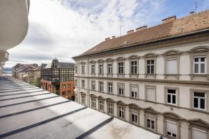 Budova, v ktorej sa apartmán nachádza