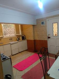 Kuchyň nebo kuchyňský kout v ubytování meka privacy quit duplex villa