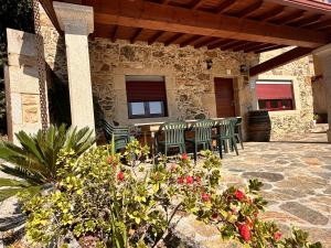 Το κτήριο όπου στεγάζεται  η παραθεριστική κατοικία