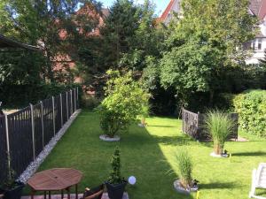Zahrada ubytování Ferienwohnung LOFT- direkt am Falderndelft - nähe Innenstadt