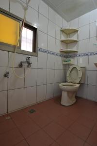 Koupelna v ubytování Haichian Hostel