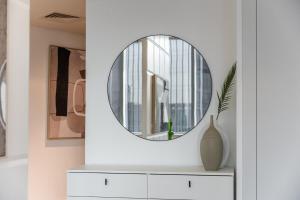 ภาพในคลังภาพของ Studio that Sleeps 4 in DIFC ในดูไบ