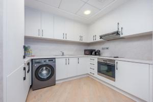 ภาพในคลังภาพของ Studio that Sleeps 4 in DIFC ในดูไบ