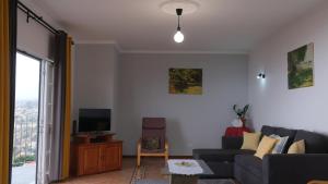 TV a/nebo společenská místnost v ubytování Quinta do Carmo house with View