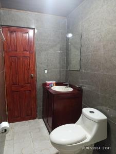 Kupatilo u objektu Hostal De Molen