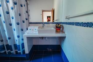 Koupelna v ubytování Picaflor Tambo Guest House