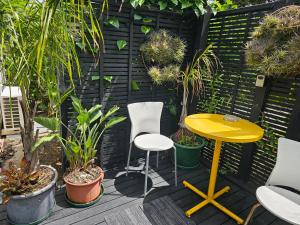 Gallery image of The Pipi Cottage in One Tree Point