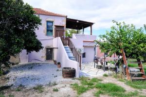 Herní místnost nebo prostor pro děti v ubytování Vryses Crete-Village Vibes