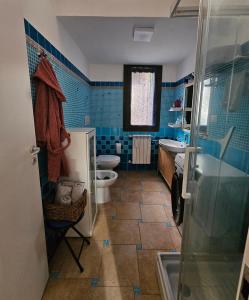 Ένα μπάνιο στο Casa l'ulivo