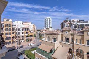 Bilde i galleriet til Elegant studio for 4 in JVC i Dubai