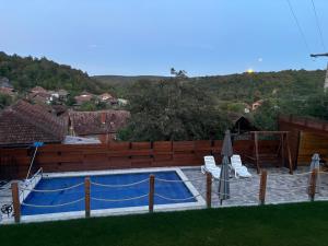 Nespecifikovaný výhled na hory nebo výhled na hory při pohledu z apartmánu