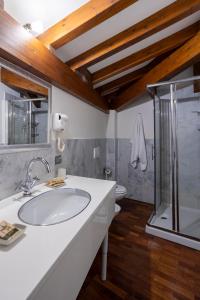Koupelna v ubytování Resort Antico Verbano
