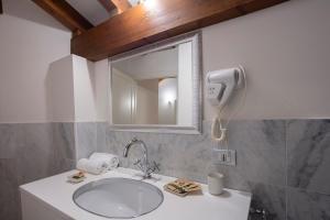 Koupelna v ubytování Resort Antico Verbano