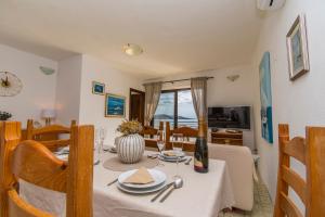 TV/trung tâm giải trí tại Apartments Sol Desire