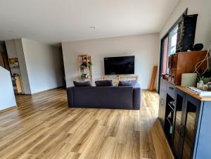 Chambre spacieuse avec superbe vue et sdb privée的厨房或小厨房