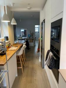 Η κουζίνα ή μικρή κουζίνα στο Coventry Home