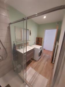 Ένα μπάνιο στο F2 Centre Bourg à 10min GR34 et plages