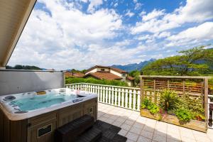 Nespecifikovaný výhled na hory nebo výhled na hory při pohledu z bed and breakfast