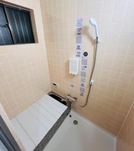 Koupelna v ubytování 旭house