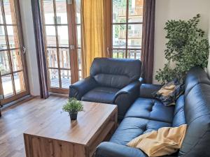 Posezení v ubytování Apartment Schönblick Mountain Resort & Spa-2 by Interhome