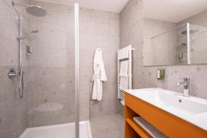 Koupelna v ubytování Family Resort Rainer Sexten