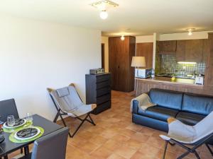 Η κουζίνα ή μικρή κουζίνα στο Apartment Terrasse des Alpes 2006 by Interhome