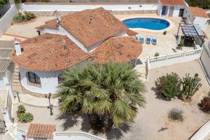 Basen w obiekcie Villa Nani by Abahana Villas lub w pobliżu
