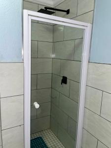 Ένα μπάνιο στο Pendleberry Grove Unit 51 +17 φωτογραφίες