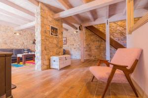 Posedenie v ubytovaní House Rusti