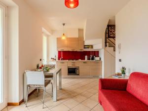 Køkken eller tekøkken på Apartment Paradiso by Interhome + 20 billeder