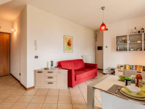 Køkken eller tekøkken på Apartment Paradiso by Interhome