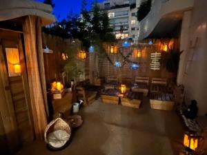 an aerial view of a patio at night at Chambre avec terrasse chez l'habitant dans appartement moderne in Neuilly-sur-Seine