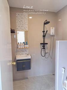 ห้องน้ำของ sleep private khaoya unit03
