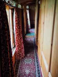 斯利那加Veena Palace Group Of Houseboats的相册照片