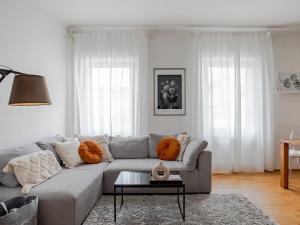 A seating area at TheMarketFlat Schöne Wohnung im Stadtzentrum