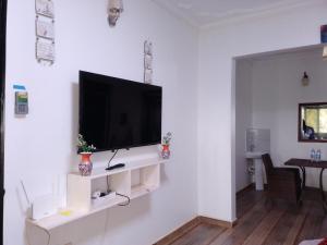TV a/nebo společenská místnost v ubytování Kikaplace