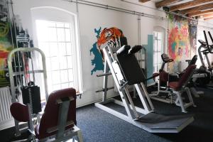 The fitness centre and/or fitness facilities at A part alatt Apartman